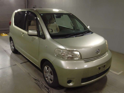 2008 Toyota Porte NNP10[2]