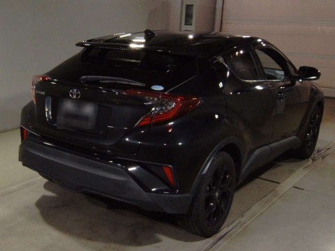 2019 Toyota C-HR NGX10[1]