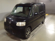 2010 Daihatsu Tanto