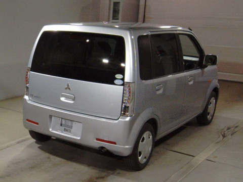 2011 Mitsubishi eK Wagon H82W[1]