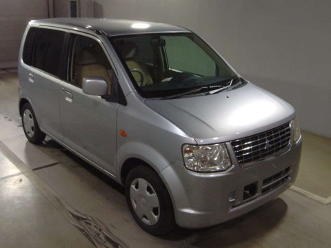 2011 Mitsubishi eK Wagon H82W[2]