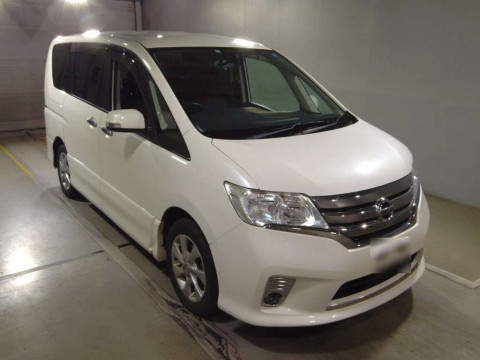 2011 Nissan Serena FC26[2]