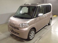 2013 Daihatsu Tanto