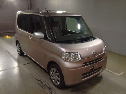 2013 Daihatsu Tanto L375S[2]