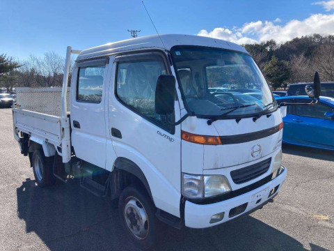 2002 Hino DUTRO XZU372M[2]