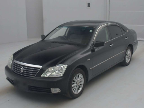 2005 Toyota Crown GRS181[0]