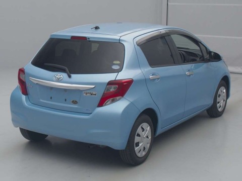 2016 Toyota Vitz KSP130[1]