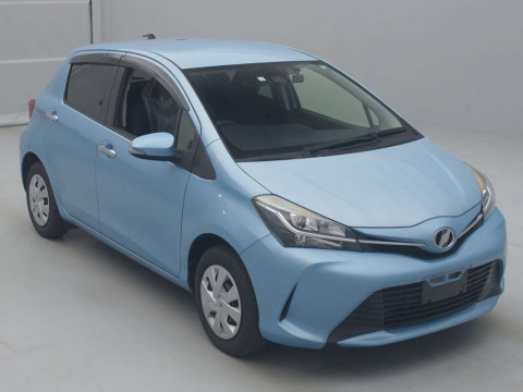 2016 Toyota Vitz KSP130[2]