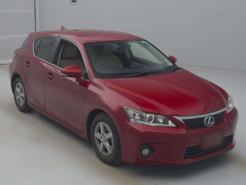 2012 Lexus CT ZWA10[2]