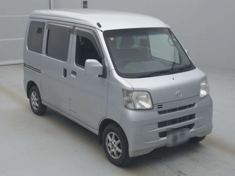 2017 Daihatsu Hijet Cargo S331V[2]