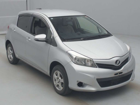 2012 Toyota Vitz NSP135[2]