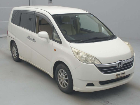 2005 Honda Step WGN RG1[2]