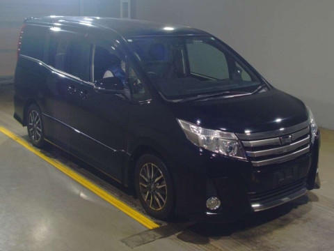 2015 Toyota Noah ZRR80W[2]