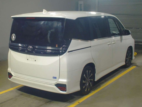 2022 Toyota Voxy MZRA90W[1]