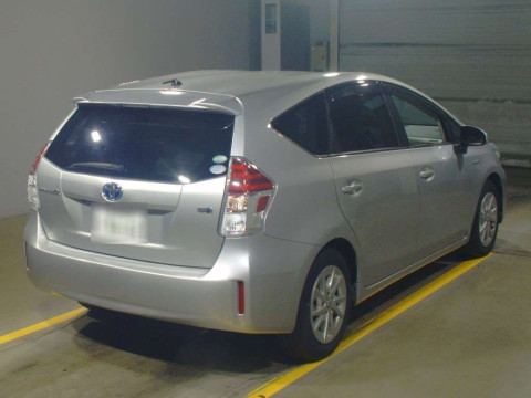 2019 Toyota Prius alpha ZVW40W[1]