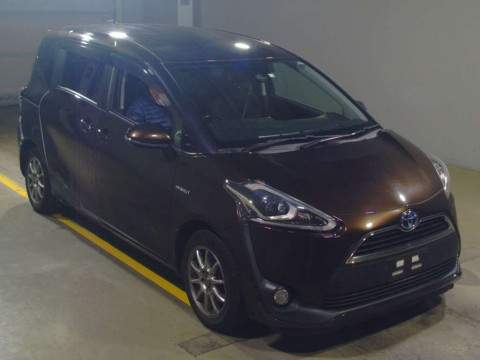 2016 Toyota Sienta NHP170G[2]