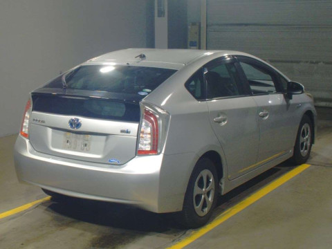 2015 Toyota Prius ZVW30[1]