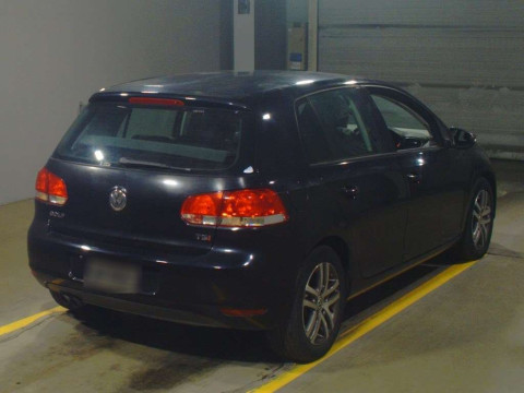 2010 Volkswagen Golf 1KCAX[1]