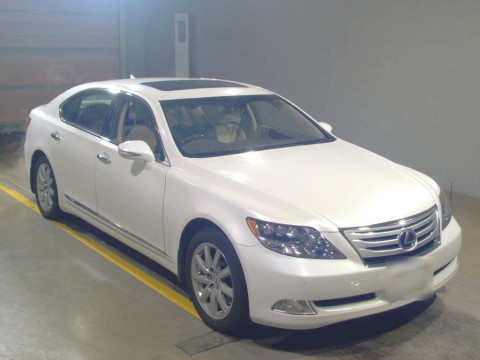 2007 Lexus LS UVF46[2]