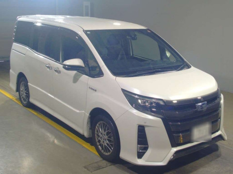 2018 Toyota Noah ZWR80W[2]