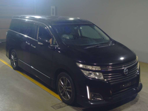 2012 Nissan Elgrand TE52[2]