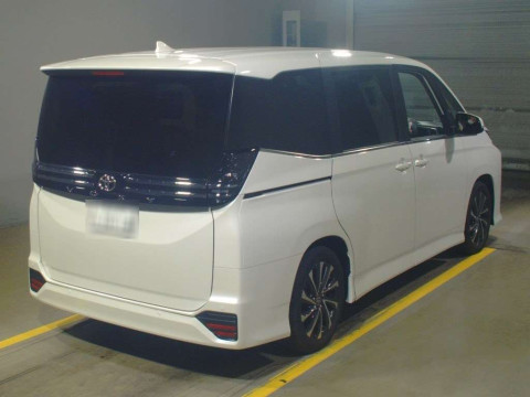 2024 Toyota Voxy MZRA90W[1]