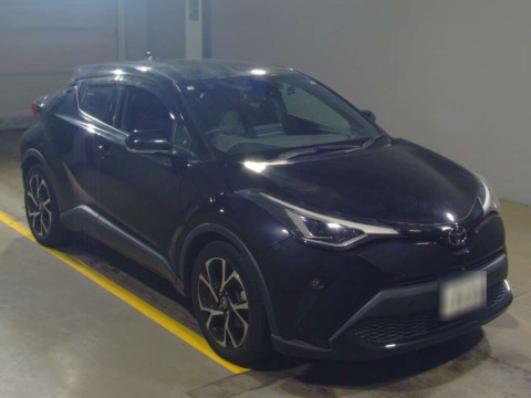 2020 Toyota C-HR NGX10[1]