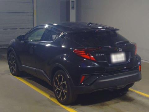 2020 Toyota C-HR NGX10[2]