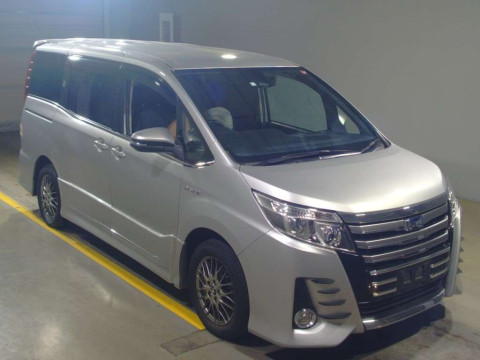 2016 Toyota Noah ZWR80W[1]