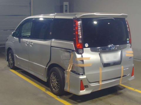 2016 Toyota Noah ZWR80W[2]