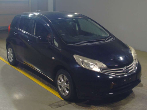 2013 Nissan Note E12[2]