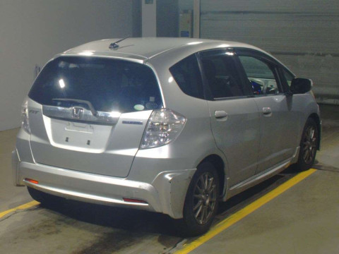 2011 Honda Fit Hybrid GP1[1]