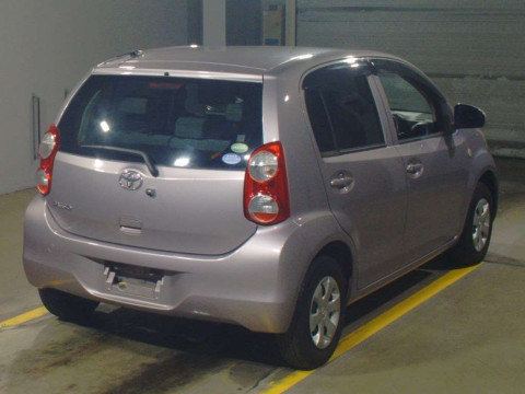 2012 Toyota Passo KGC30[1]