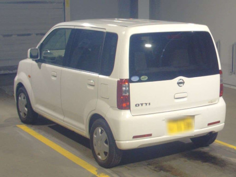 2006 Nissan Otti H91W[2]