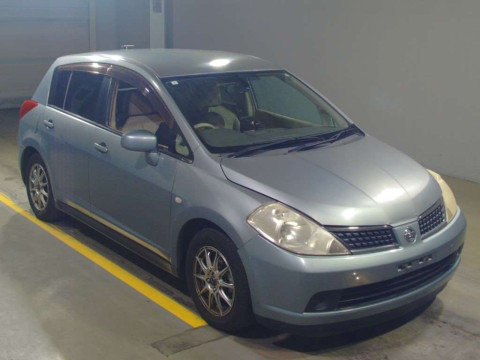 2005 Nissan Tiida C11[1]