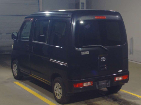 2013 Toyota Pixis Van S331M[2]