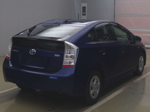 2010 Toyota Prius ZVW30[1]