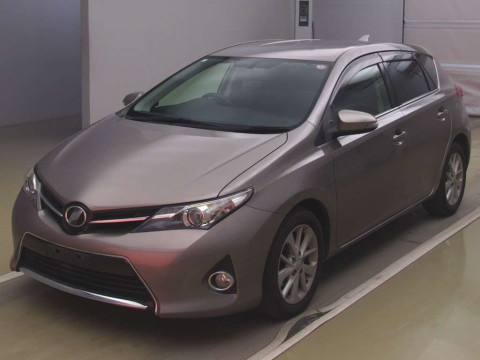 2012 Toyota Auris ZRE186H[0]