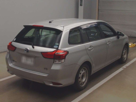 2015 Toyota Corolla Fielder NKE165G[1]