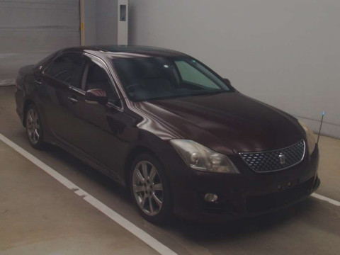 2008 Toyota Crown GRS204[2]