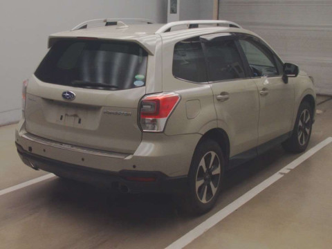 2016 Subaru Forester SJ5[1]