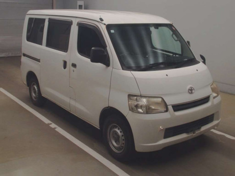 2014 Toyota Townace Van S402M[2]