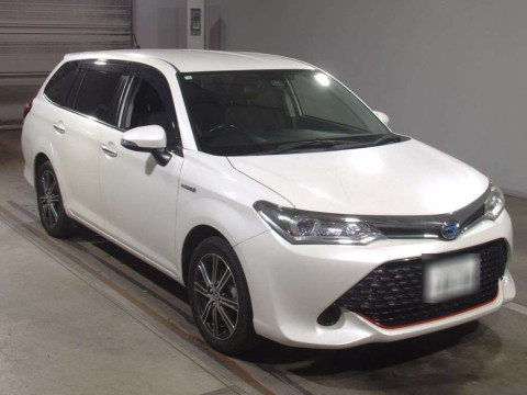 2016 Toyota Corolla Fielder NKE165G[2]