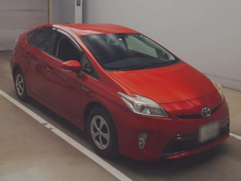 2012 Toyota Prius ZVW30[2]