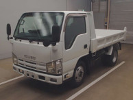 2013 Isuzu Elf Truck