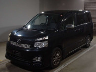 2011 Toyota Voxy