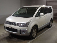 2010 Mitsubishi Delica D5