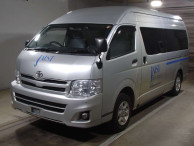 2011 Toyota Hiace Commuter