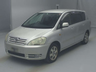 2002 Toyota Ipsum