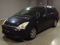 2005 Toyota Wish